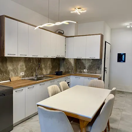 Oasis Residencese Apartment